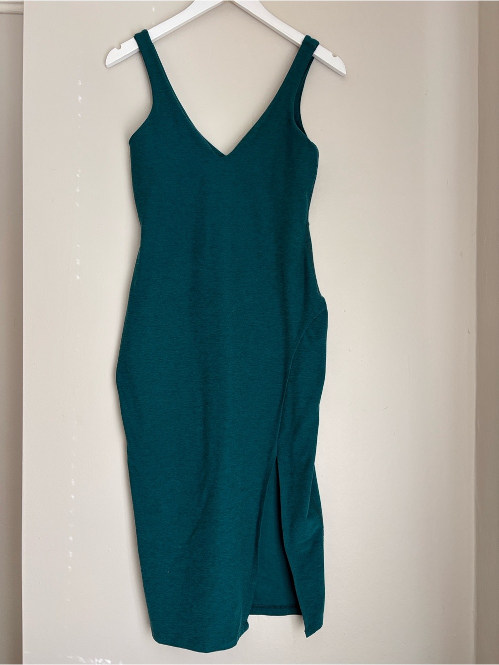 Beyond Yoga Teal V-Neck Midi Dress with Side Slit